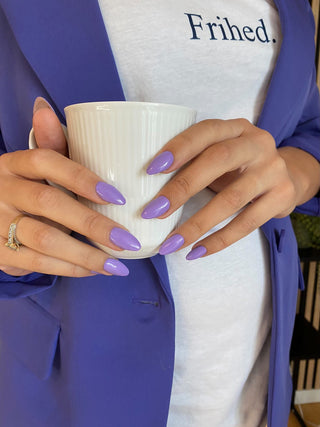 Gel polish • Purple Lavender • No. 07