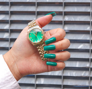 Gel polish • Crocodile Green • No. 09
