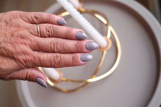 Gel polish • Dusty Grey • No. 08