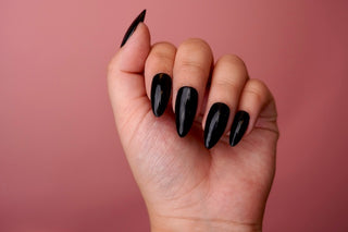 Gel polish • Bullshit Black • No. 16