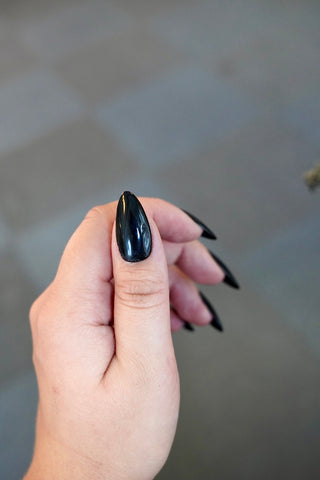 Gel polish • Bullshit Black • No. 16
