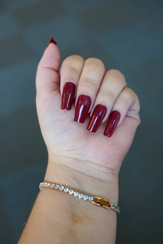 Gel polish • Red Wine • No. 17
