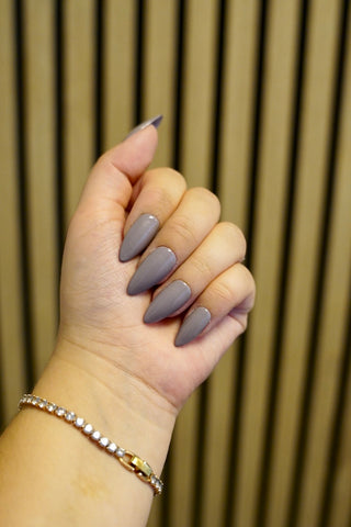 Gel polish • Dusty Grey • No. 08