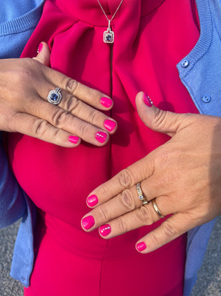 Gel polish • Hot pink • No. 11