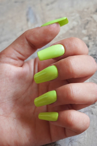 Gel polish • Mint Green • No. 02